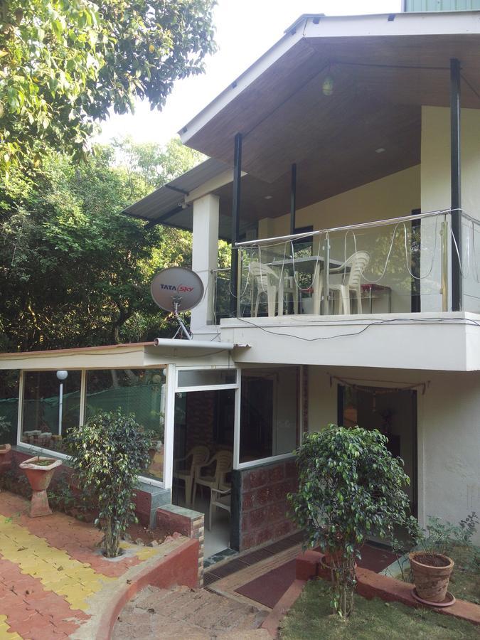 Shindola Residency Bed & Breakfast มหาบาเลชวาร์ ภายนอก รูปภาพ