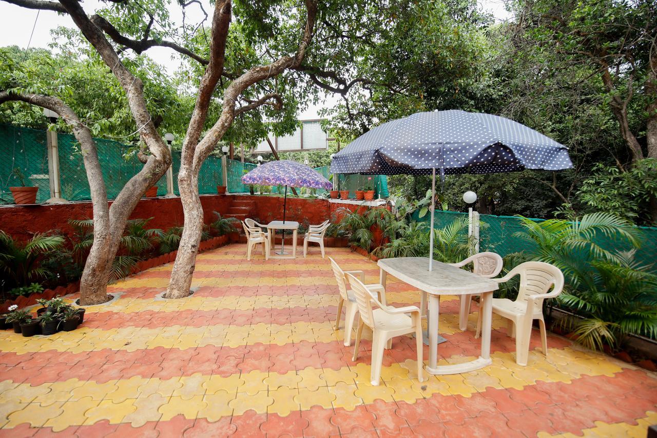 Shindola Residency Bed & Breakfast มหาบาเลชวาร์ ภายนอก รูปภาพ