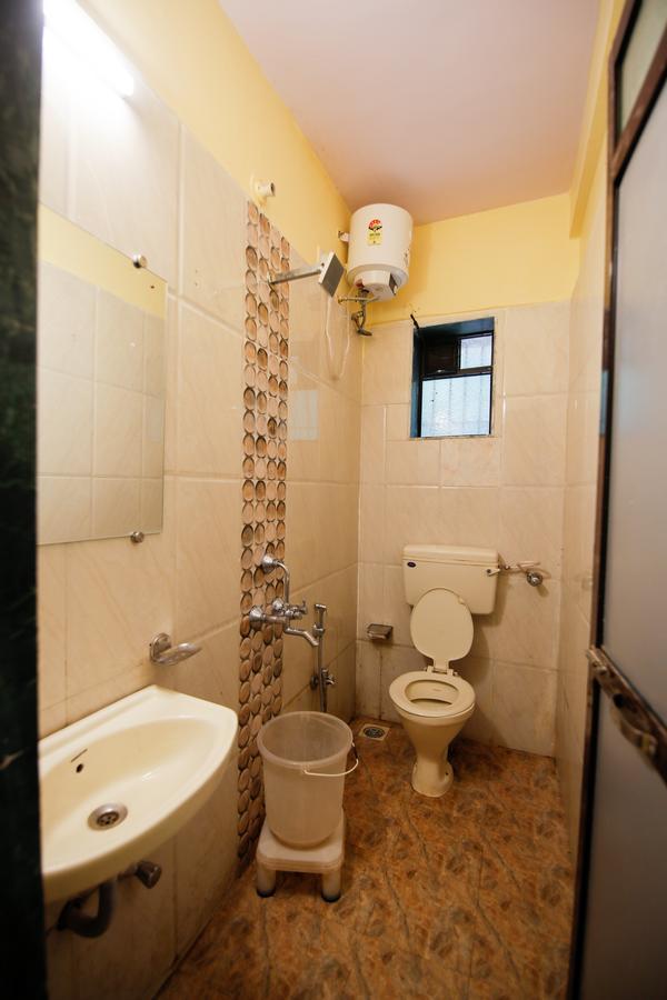 Shindola Residency Bed & Breakfast มหาบาเลชวาร์ ภายนอก รูปภาพ