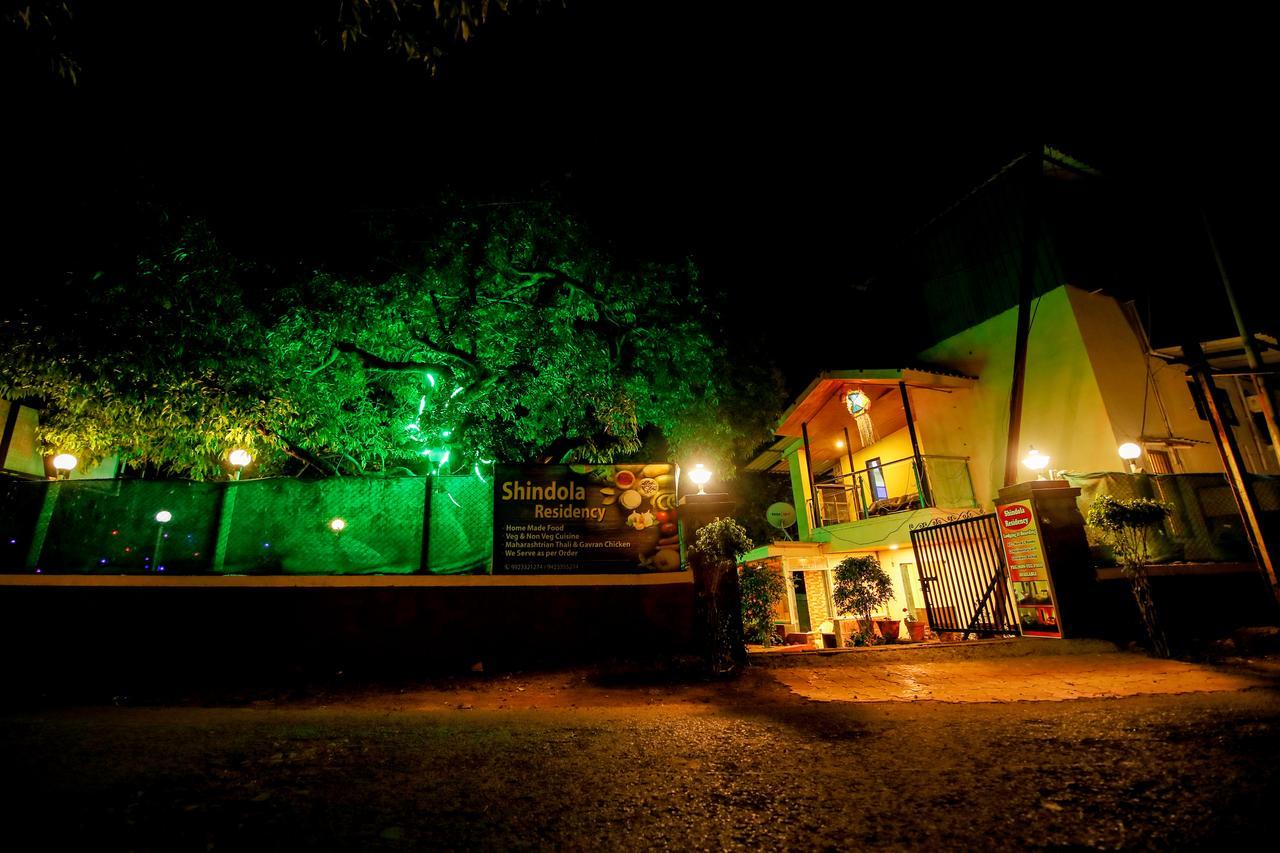 Shindola Residency Bed & Breakfast มหาบาเลชวาร์ ภายนอก รูปภาพ